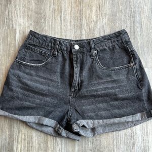 Empyre Melanie faded black shorts
